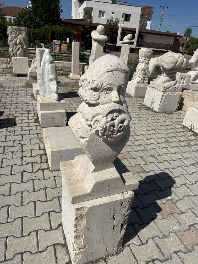 face sculpture